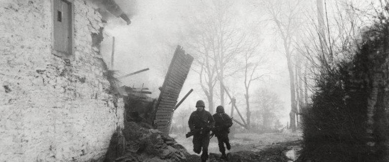 PFC Oscar B. Oakman: The Last Man to Die in the 94th Armored Field Artillery Battalion Infantrymen advance under fire, Pont-Le-Ban, Belgium, January 1945