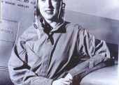 Cornelia Clark Fort and fellow female pilots